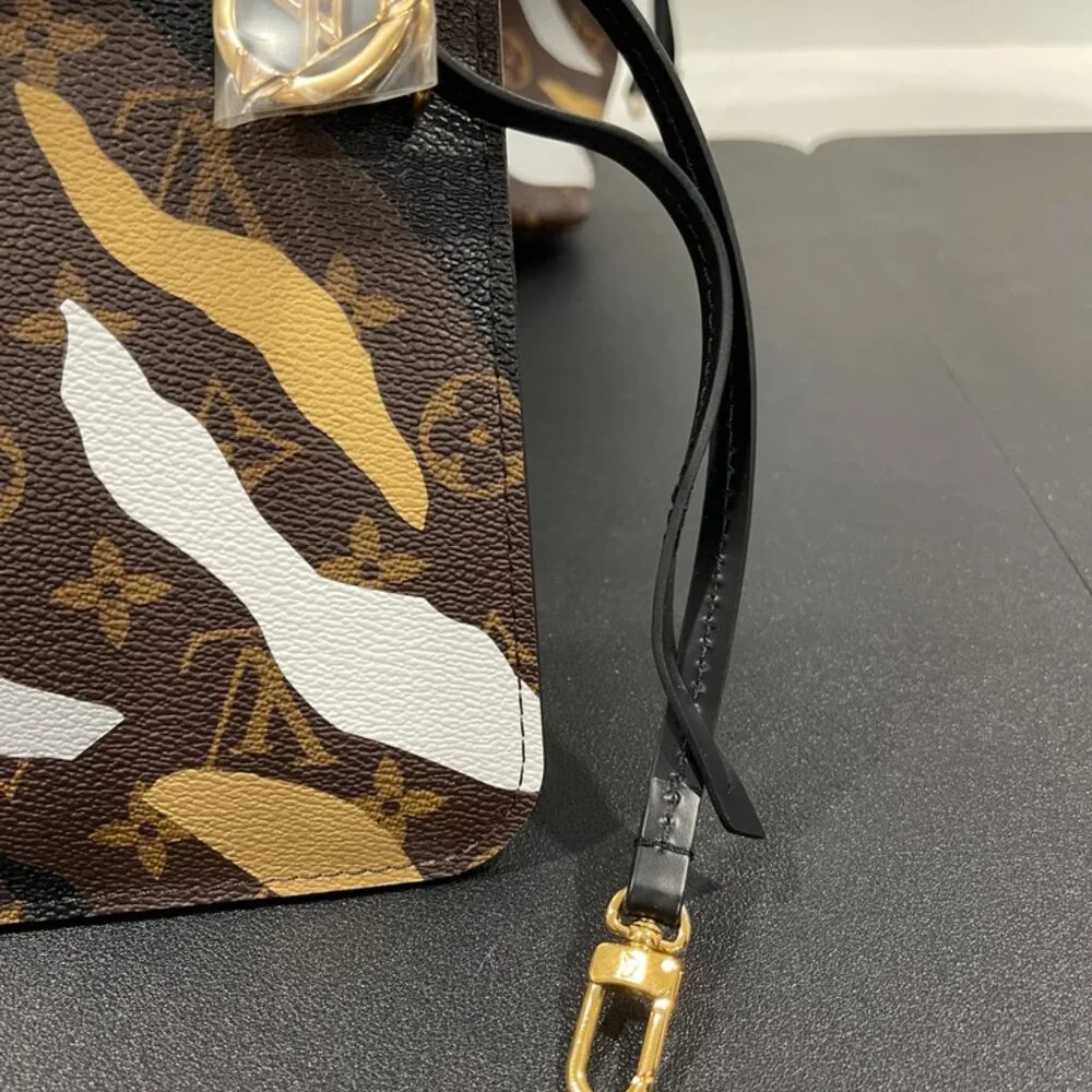 Louis Vuitton Monogram Neverfull MM Gold/Silver (JB1064)